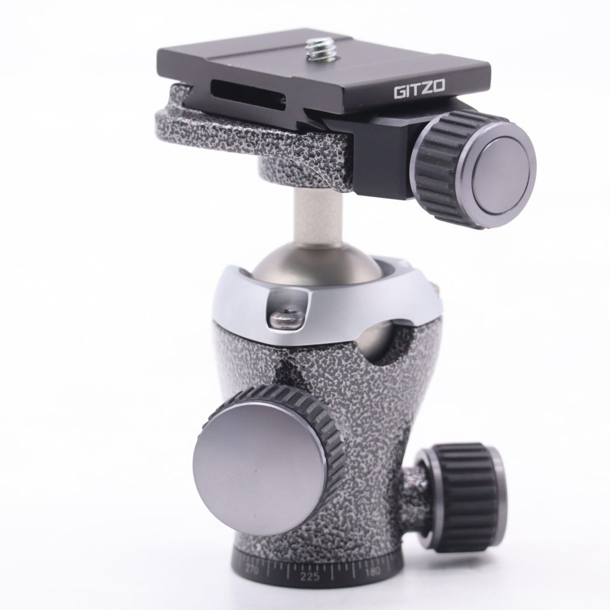 ジッツオ(GITZO) 雲台 トラベラー センターボール 1型QD GH1382TQD ジッツオ GITZO 雲台 トラベラー センターボール 1型QD GH1382TQD