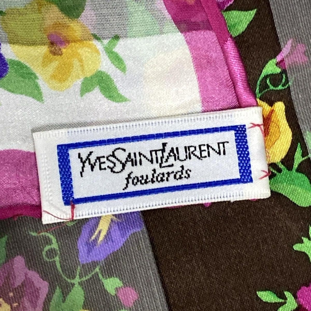 Yves Saint Laurent イヴサンローラン 花柄スカーフ カーチーフ イヴ・サンローラン YVES SAINT LAURENT YSL ヴィンテージ 花柄