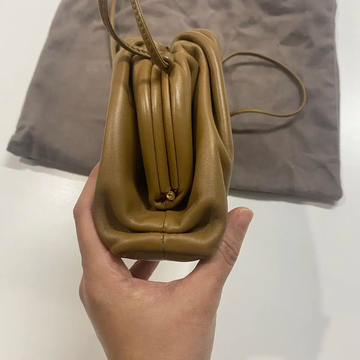 ボッテガヴェネタ　ミニポーチ BOTTEGA VENETA ボッテガヴェネタ Mini Pouch ミニ ザ・ポーチ
