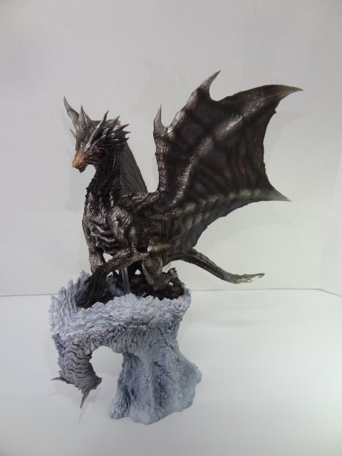29.カプコンフィギュアビルダー クリエイターズモデル 鋼龍