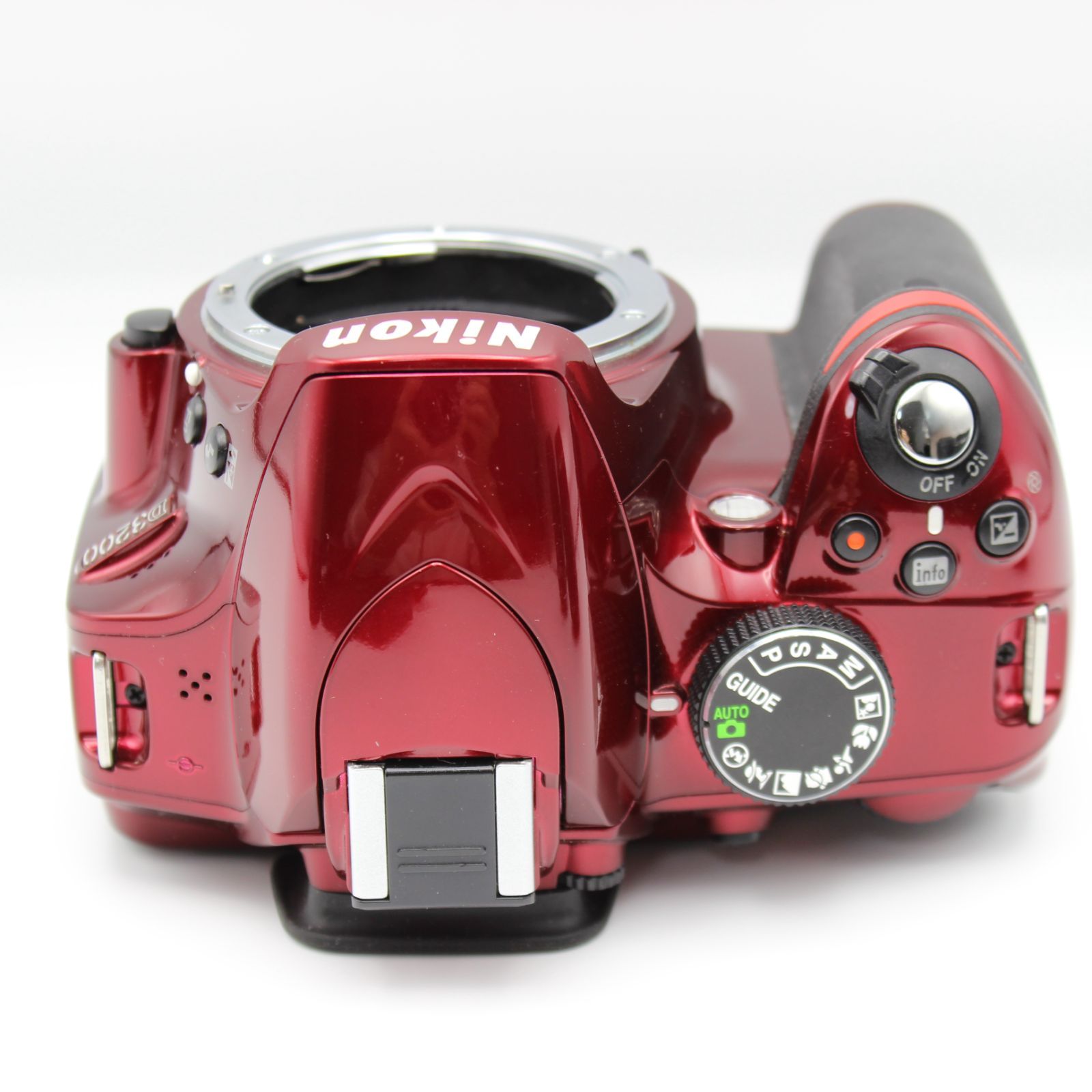 D3200WZ200RD