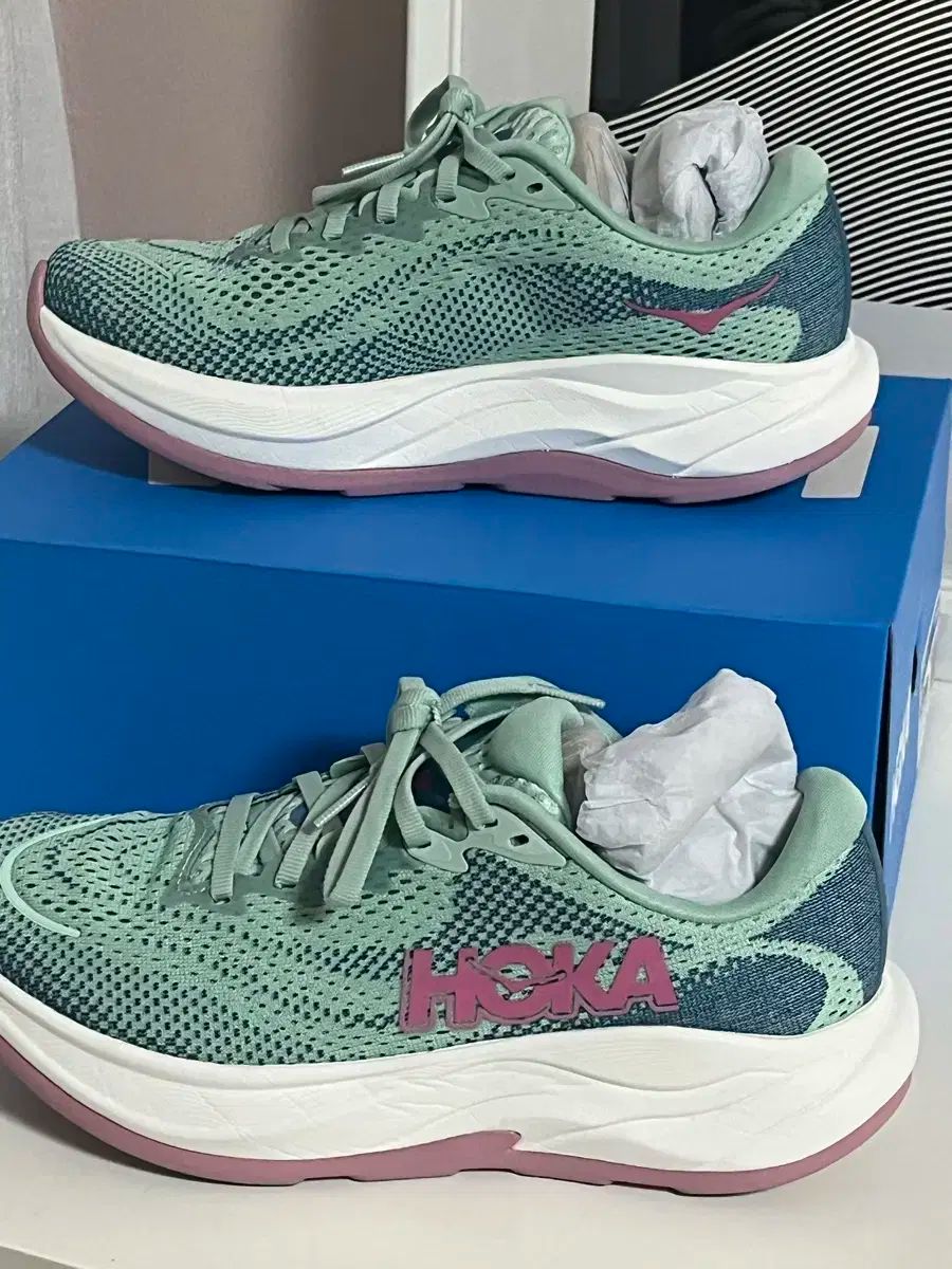 HOKA ONE ONE ホカオネオネ リンカーン 4 ワイド アルパイン ブルー 235