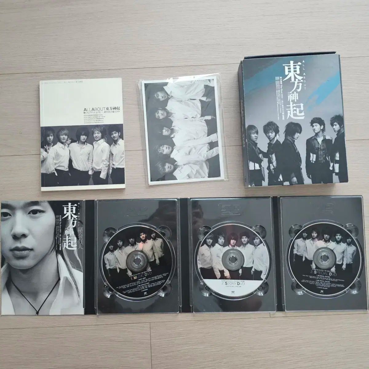 東方神起　TVXQ CD DVD まとめ売り　30点　おまけ付き 東方神起TVXQ公式韓国・日本CD DVDセット - メルカリ