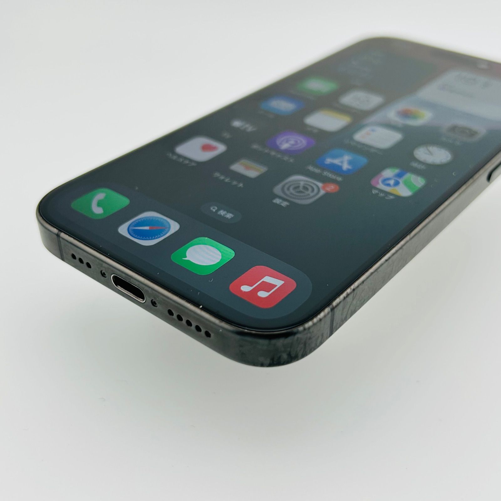 バッテリー90% iPhone15 Pro 128GB ブラックチタニウム SIM