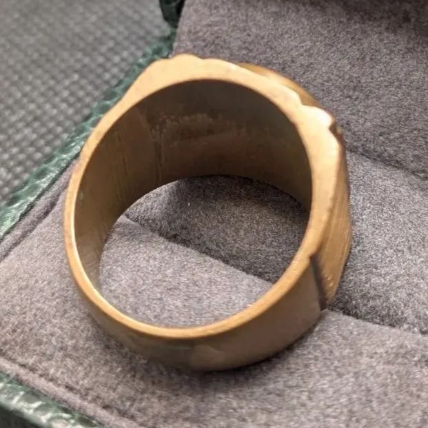 真鍮 23号 トライアングル ウクライナ産 ヴィンテージリング シグネットリング 真鍮 23号 トライアングル シグネットリング ヴィンテージリング