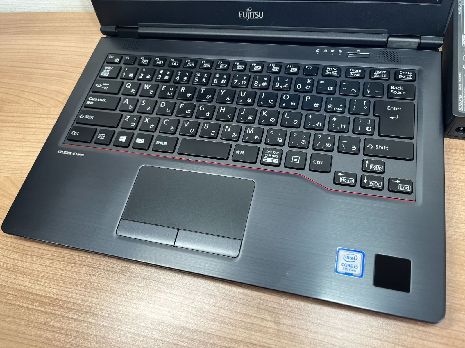 富士通 LIFEBOOK U748 S Core i5 7300U 2.6GHz 8GB 128GB(SSD) 14W