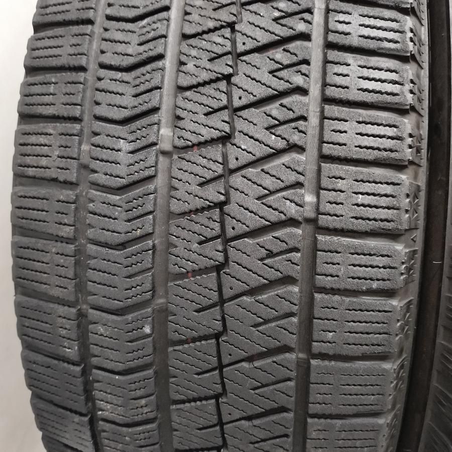 ◇配送先指定あり◇ ＜訳アリ特価！ スタッドレス 4本＞ 215/55R17