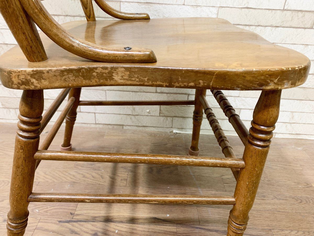 Shin Lee アンティーク ダイニングチェア Shin Lee(シンリー)のレッドオーク材 ダイニングチェア 2脚セットです