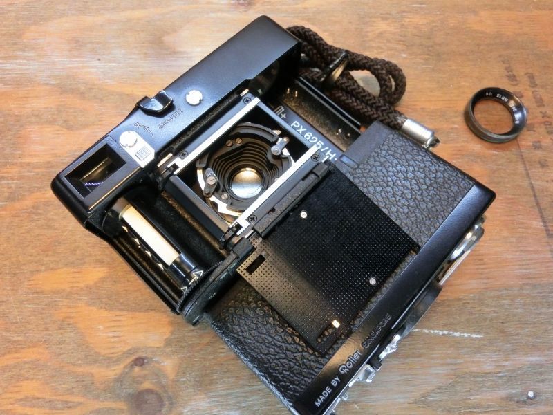 ブラック シンガポール製