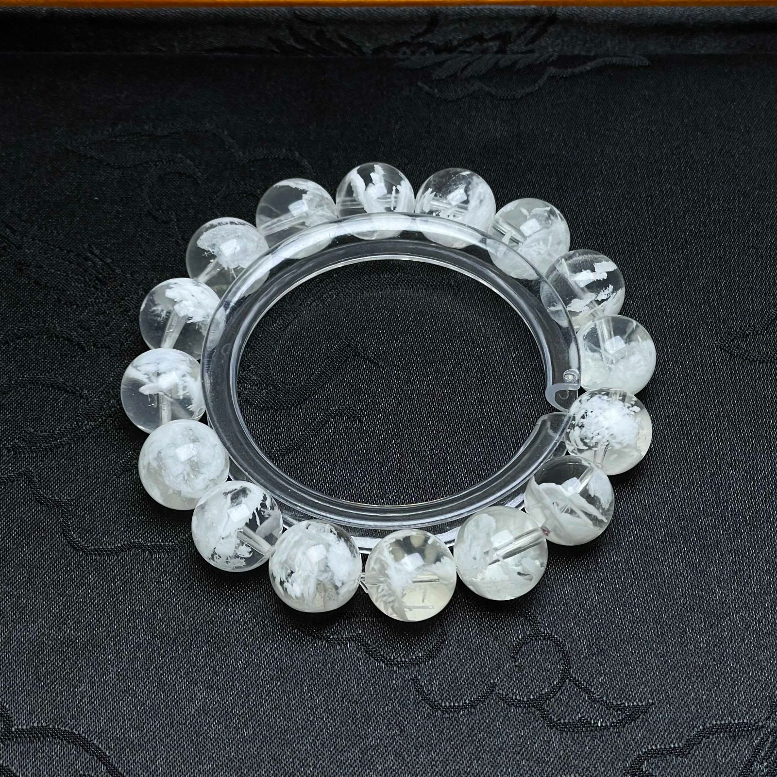 絶賛 EU製 ホワイトファントム パワーストーン アクセサリー 天然石 幸運 お守り プレゼント 約12.7-13.2mm ZZ1613