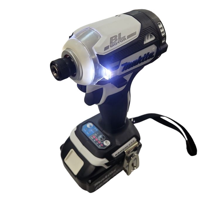 マキタ(Makita) 充電式インパクトドライバ(白) 18V 6Ah バッテリ2本・充電器・ケース付 TD171DRGXW 中古 1 - メルカリ