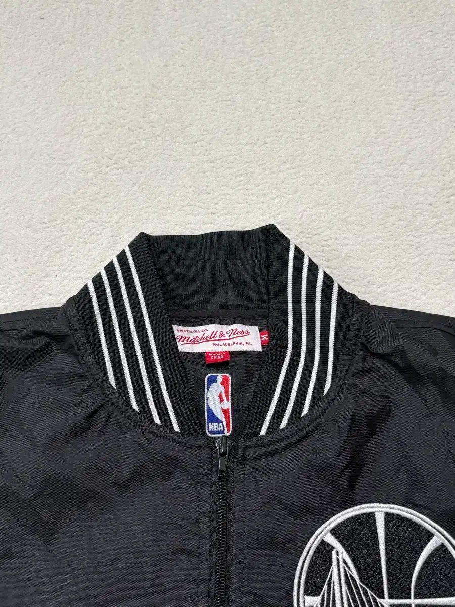 NBA グリズリーズ スタジャン ナイロンジャケットMitchell &ness