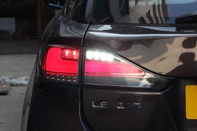 レクサス CT200h 2011-2017年 テールライト テールランプ 流れるウインカー ドレスアップ 外装カスタム FFCRYSTALESIA_COM