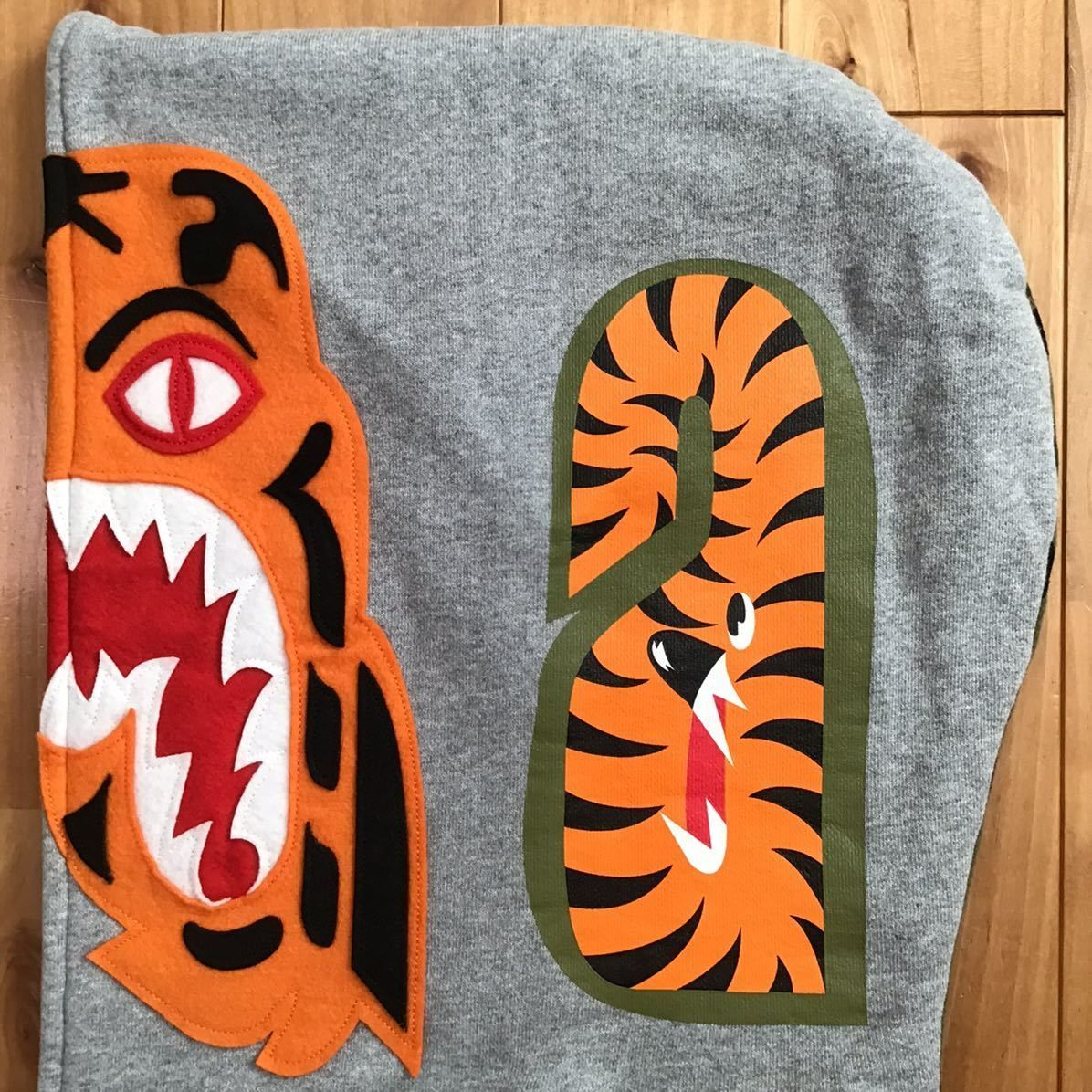 Crazy face tiger shark full zip hoodie Lサイズ グレー × 1st camo a