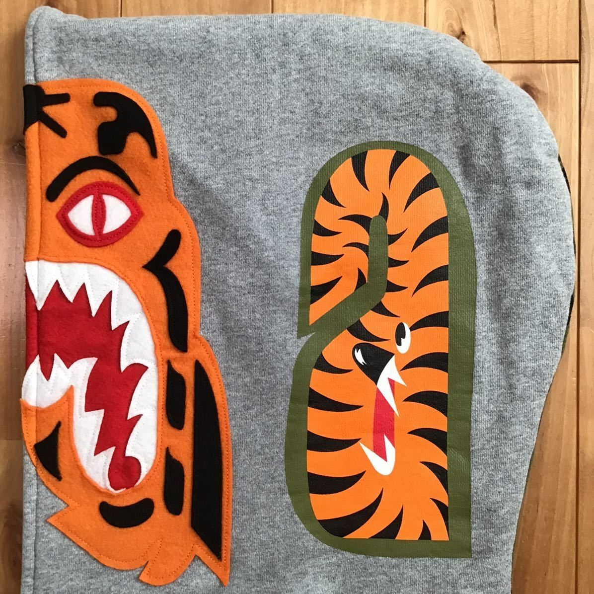 Crazy face tiger shark full zip hoodie Lサイズ グレー × 1st camo a ...