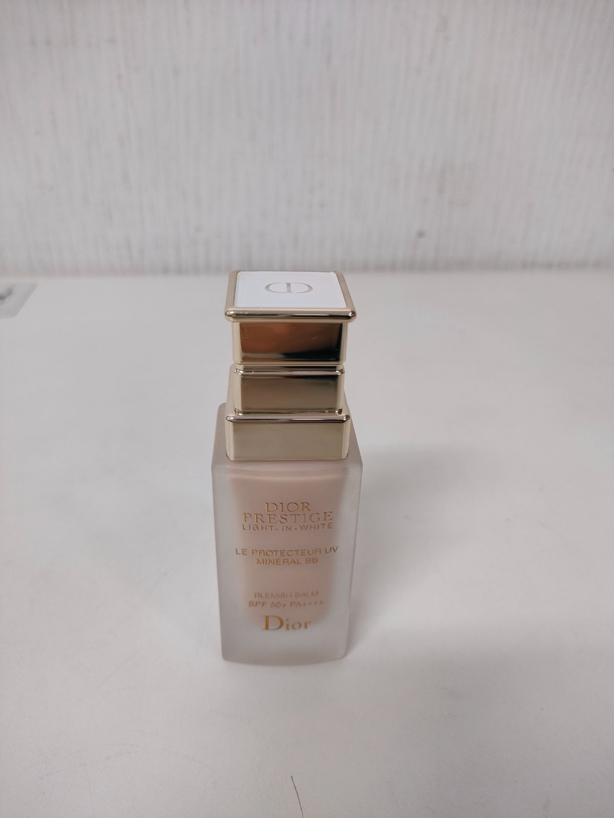 ディオール / プレステージ ホワイト ル プロテクター UV ミネラル BB