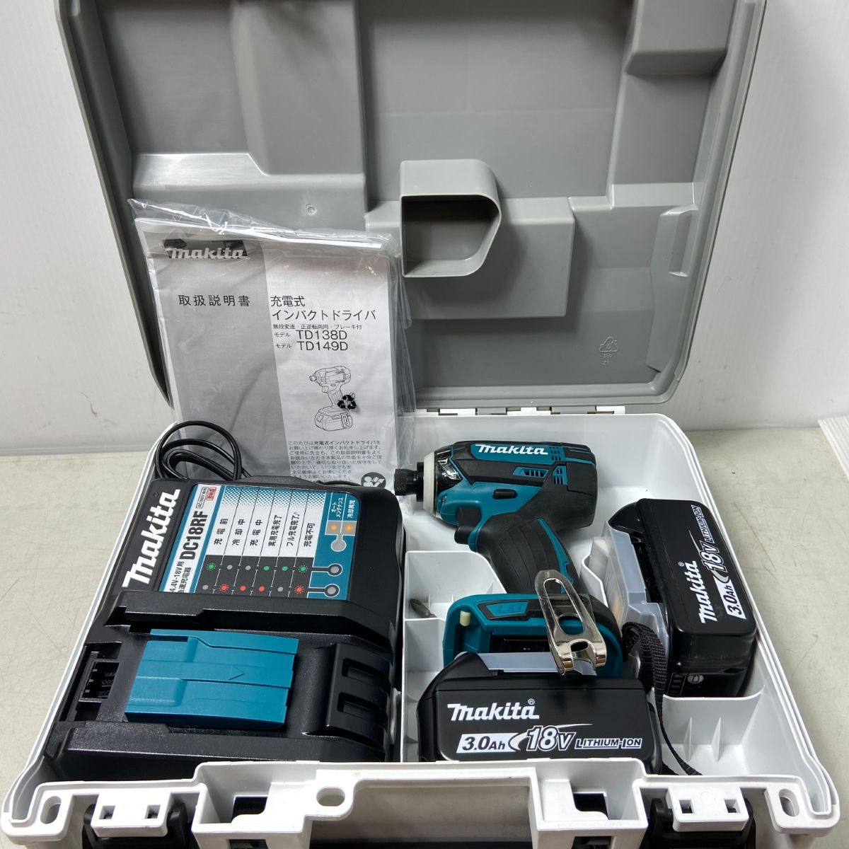 ΦΦMAKITA マキタ インパクトドライバ 18v 3.0Ah TD149DRFX ブルー