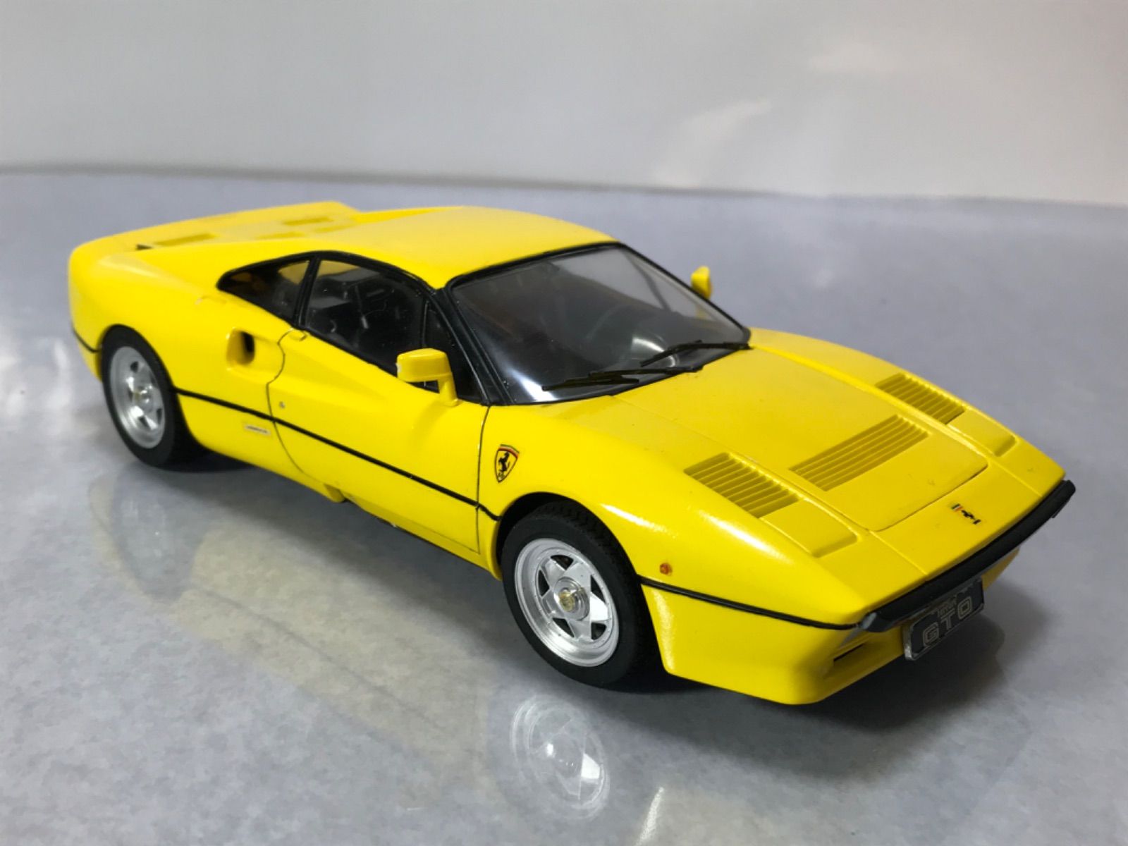 1/24 プラモデル 完成品 フェラーリ288GTO