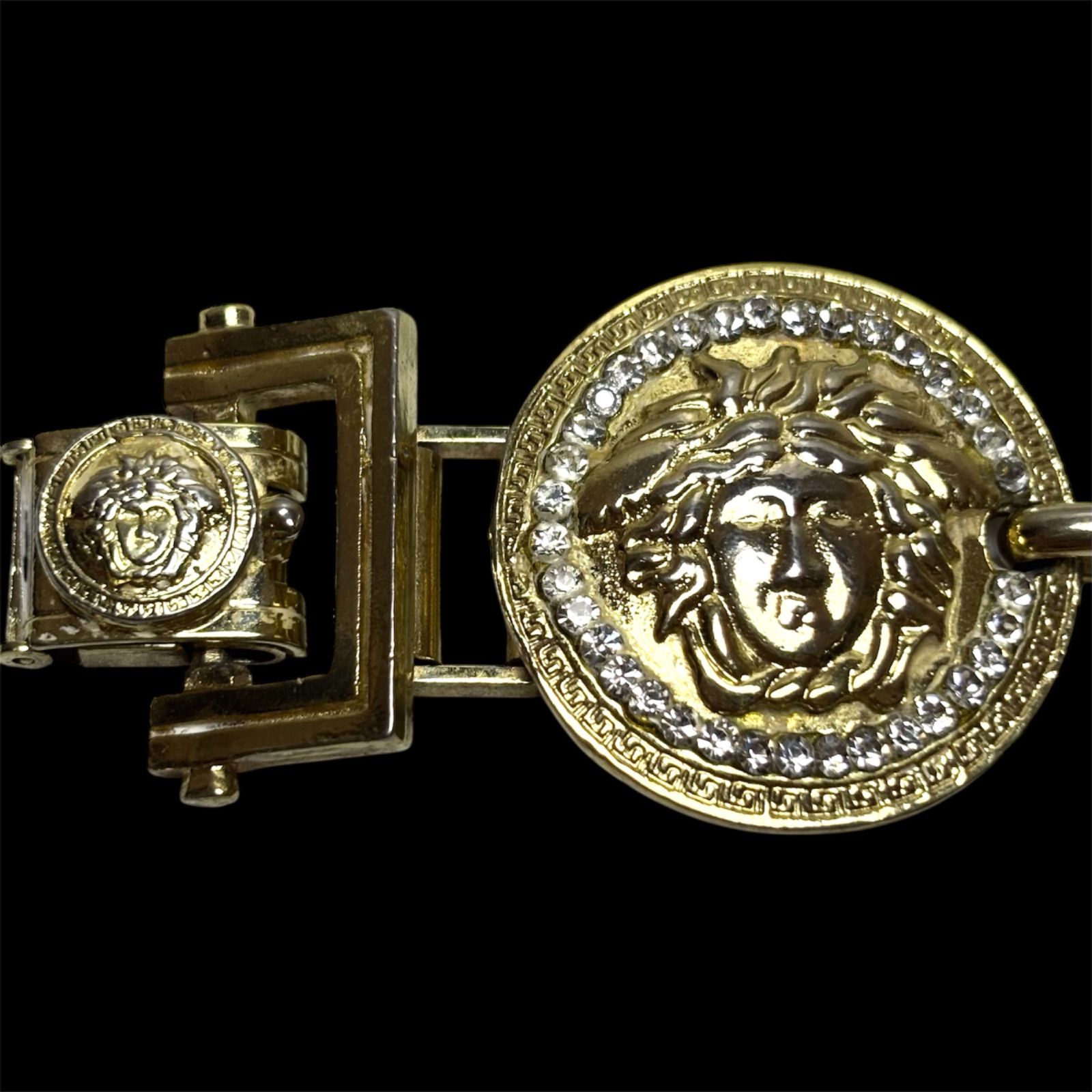 GIANNIVERSACE ジャンニヴェルサーチェ メデューサ コイン ライン 