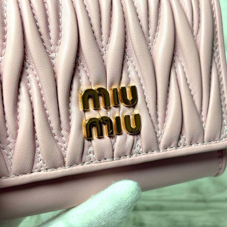 ミュウミュウ miumiu 名刺入れ マテラッセ カードケース コインケース