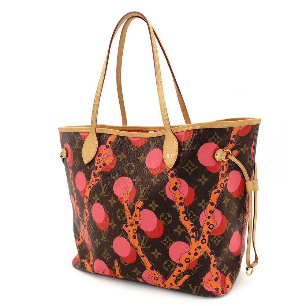 モノグラムキャンバス