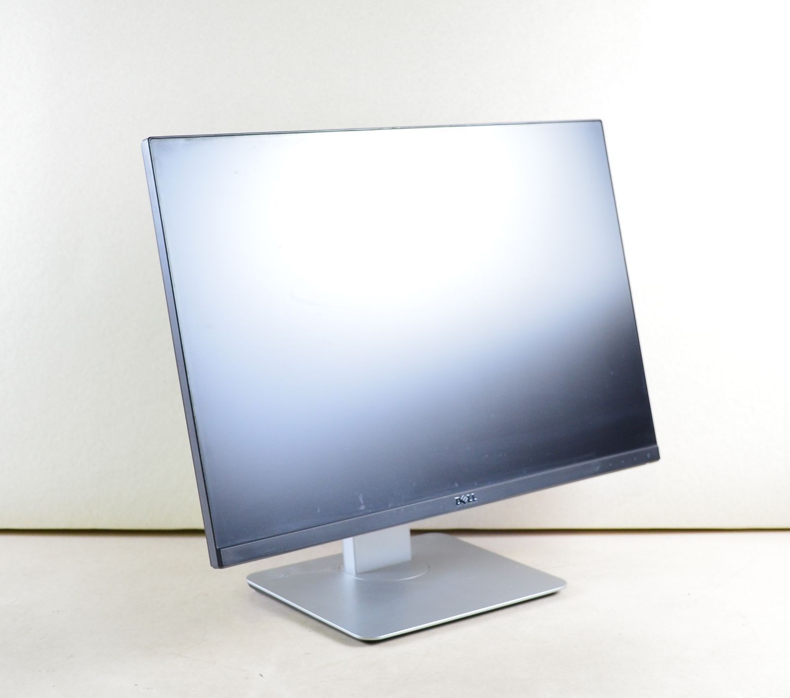7175　超狭額ベゼル　DELL　U2415b　24型ワイド　1920 x 1200　ゲーミング　HDMI/DP/mDP　回転　IPSパネル　LED　ディスプレイ 超狭額ベゼル DELL U2415b 24型ワイド WUXGA 1920x1200 ゲーミング