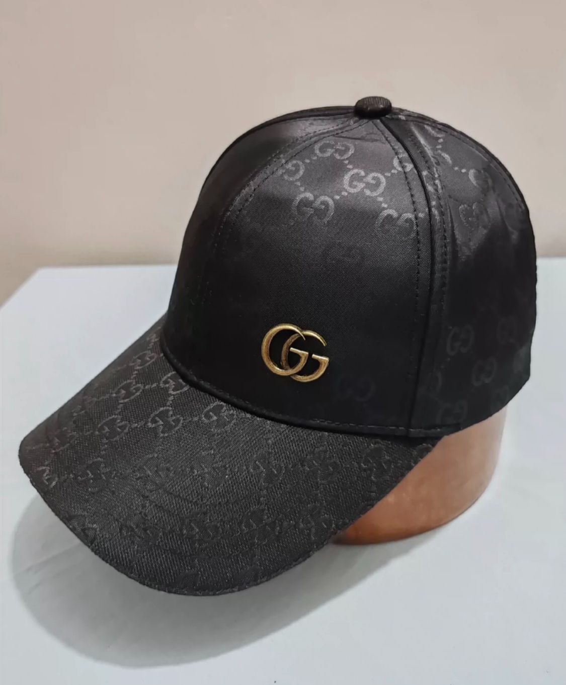 GUCCI グッチ キャップ ブラック メンズレディース帽子GG