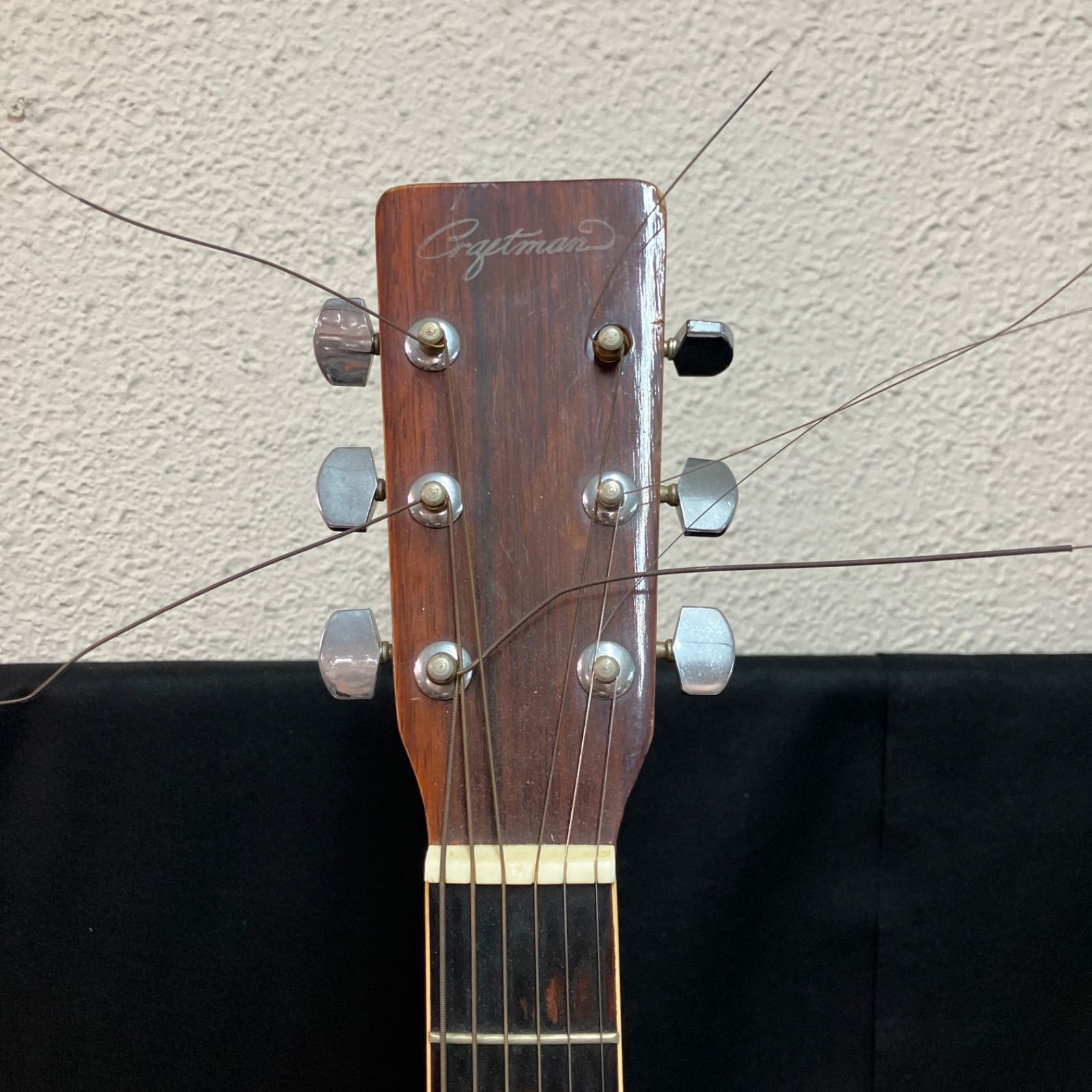 ステッカーだらけ Craftsman CD-200 アコースティックギター