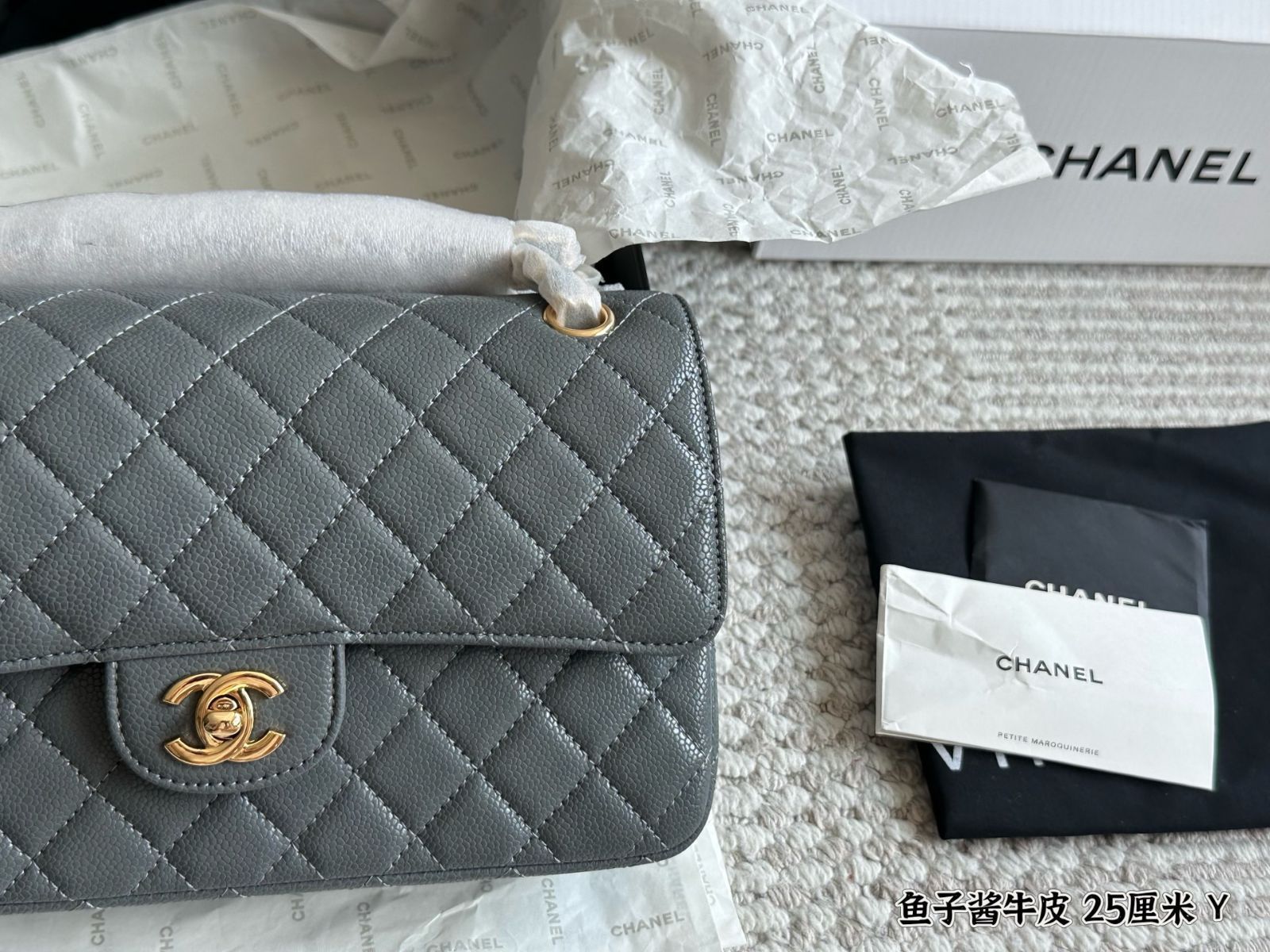 今日 CHANEL CF Mini Ball-Grain Leather Bag シャネル CF ミニ ボールグレイン レザー バッグ