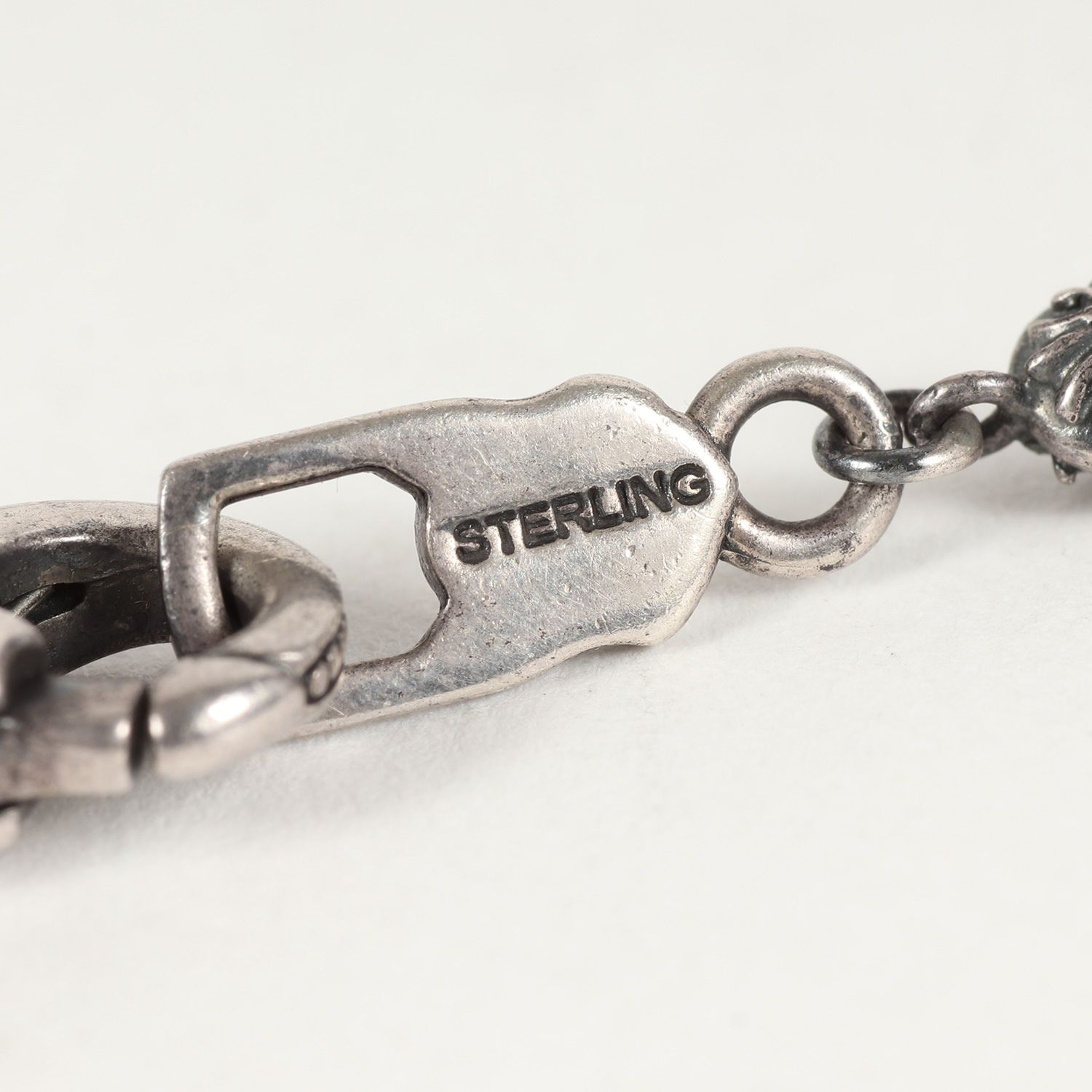 LION HEART KINGDOM ゴシックダガーネックレス シルバー ライオン