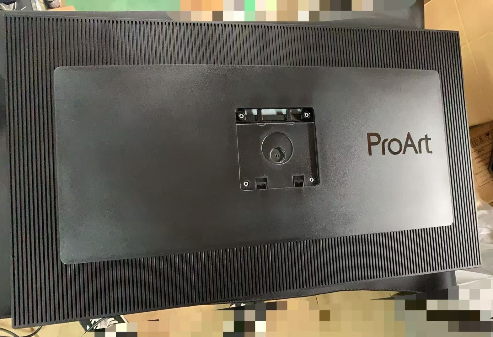 モニター 32インチ