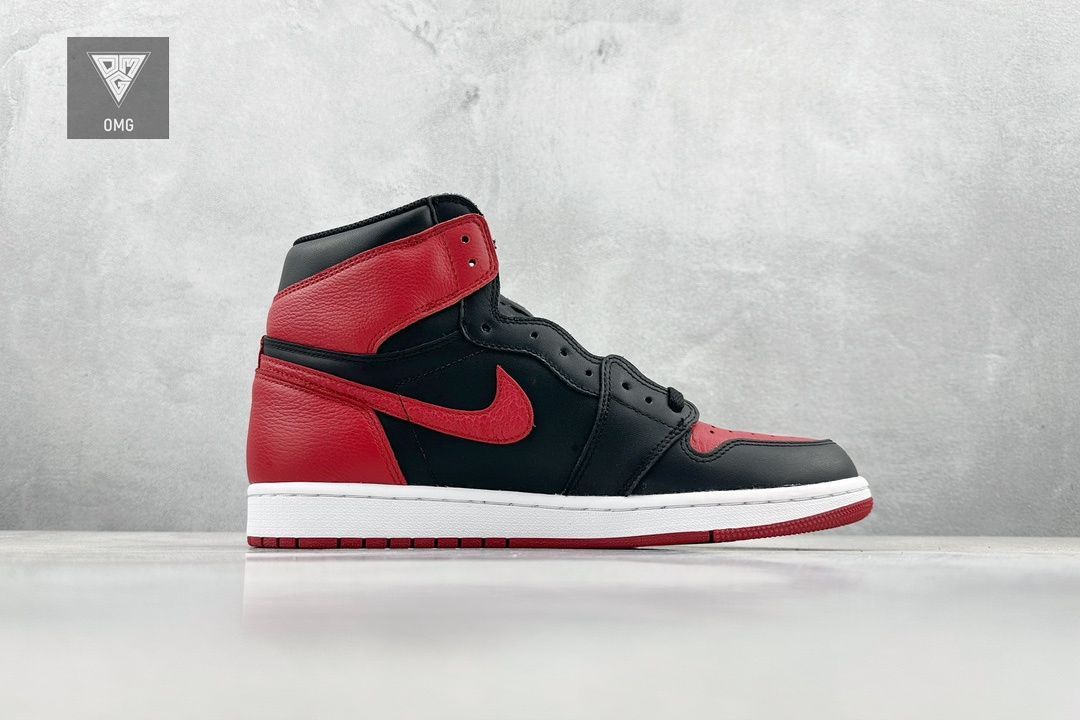 箱付✨新品🆕未使用✨ NIKE AIR JORDAN 1 RETRO HIGH OG BRED/BANNED (2016) (555088-001)  ナイキ エアジョーダン 1 レトロ ハイ OG ブレッド/バンド (2016) - メルカリ