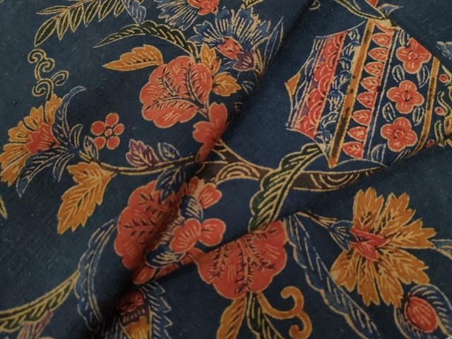 平和屋着物●上質な小紋 紬地 型染め 更紗花唐草文 正絹 CAAW8632yc