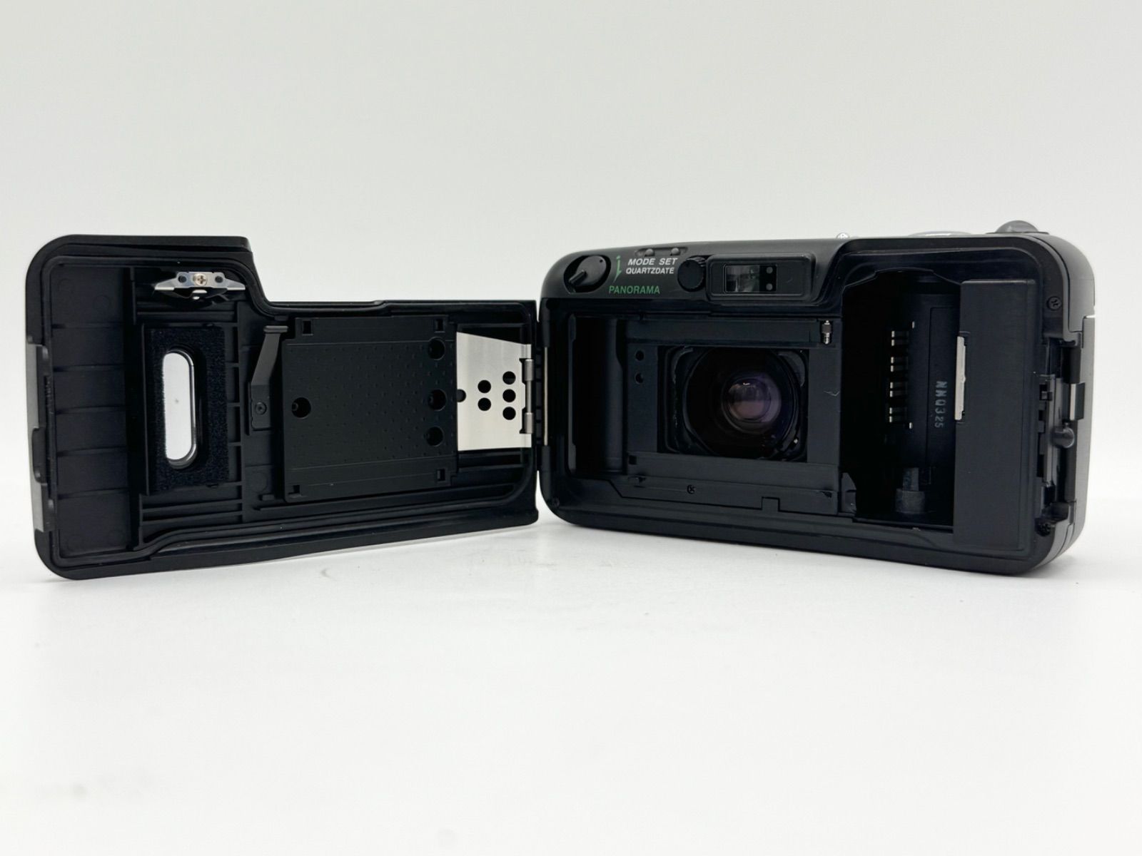 OLYMPUS コンパクトフィルムカメラ