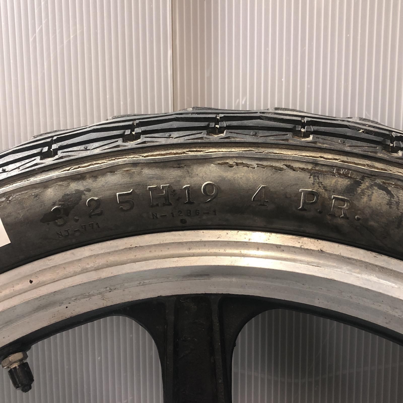 KAWASAKI Z750T フロントホイール カワサキ [C-25-0129-23]