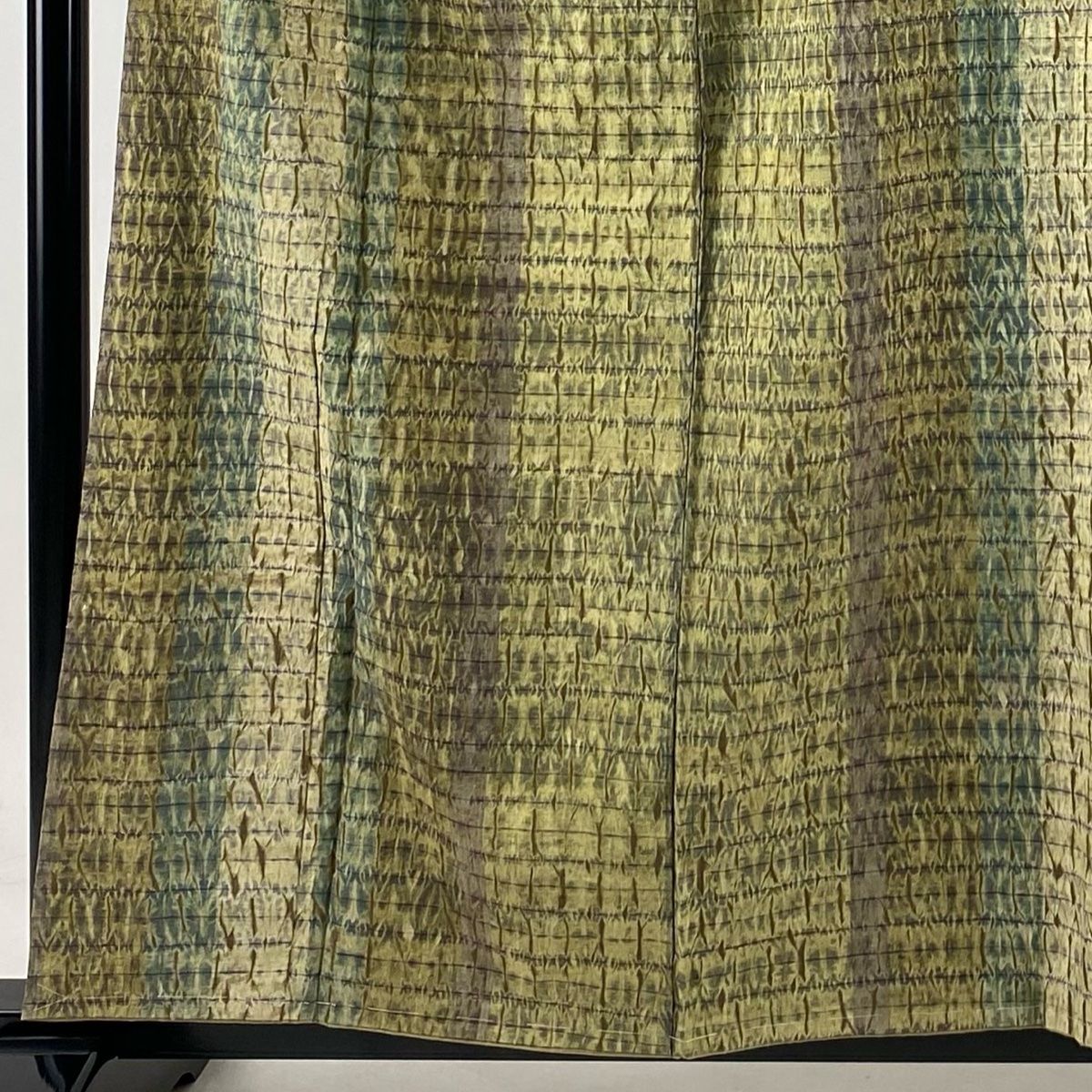 小紋 身丈158.5cm 裄丈65cm M 袷 紬地 縞 幾何学模様 絞り 茶緑色 正絹 秀品