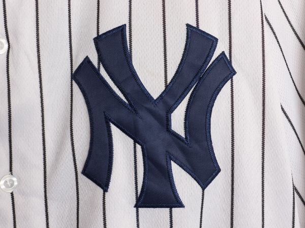 ヤンキース ベースボール シャツ メンズ XXL / MLB オフィシャル マジェスティック 大リーグ ユニフォーム 半袖シャツ 大きいサイズ 重ね着 楽天市場】MLB オフィシャル Majestic ヤンキース ベースボール