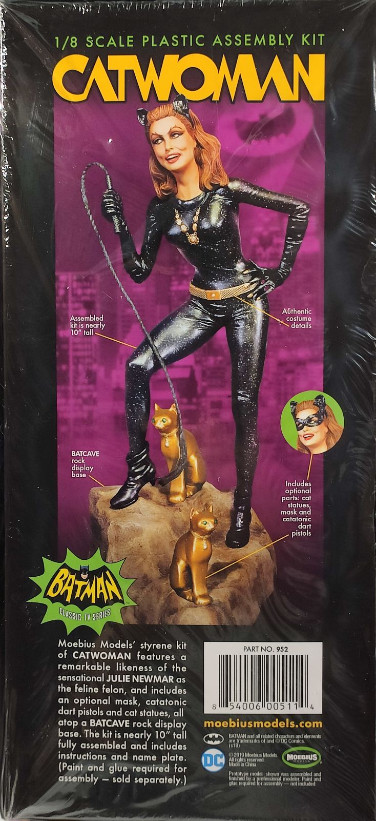 CATWOMAN 1/8スケールプラスチック組立キット　メビウスモデル CATWOMAN 1:8 Scale Plastic Model Kit-MOE952
