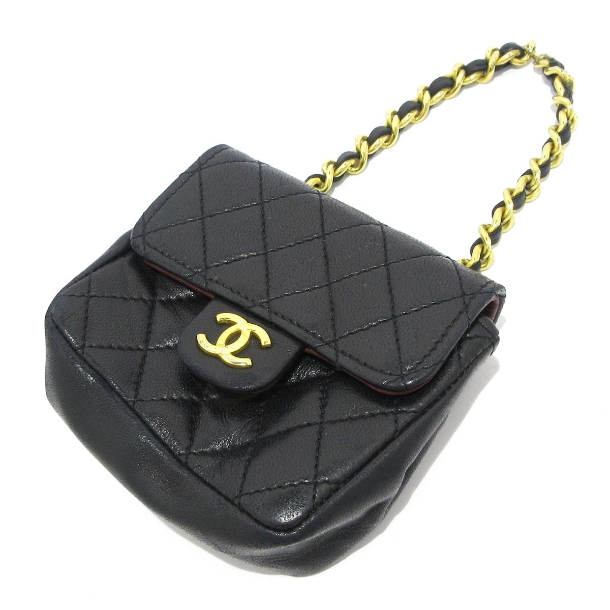 CHANEL シャネル キーホルダー チャーム ミニミニマトラッセ 黒 ゴールド金具 ラムスキン
