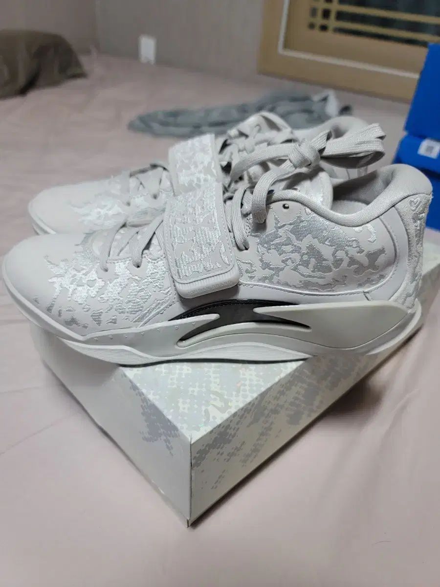 NIKE ナイキ バスケットシューズ ザイオン 3 se 285