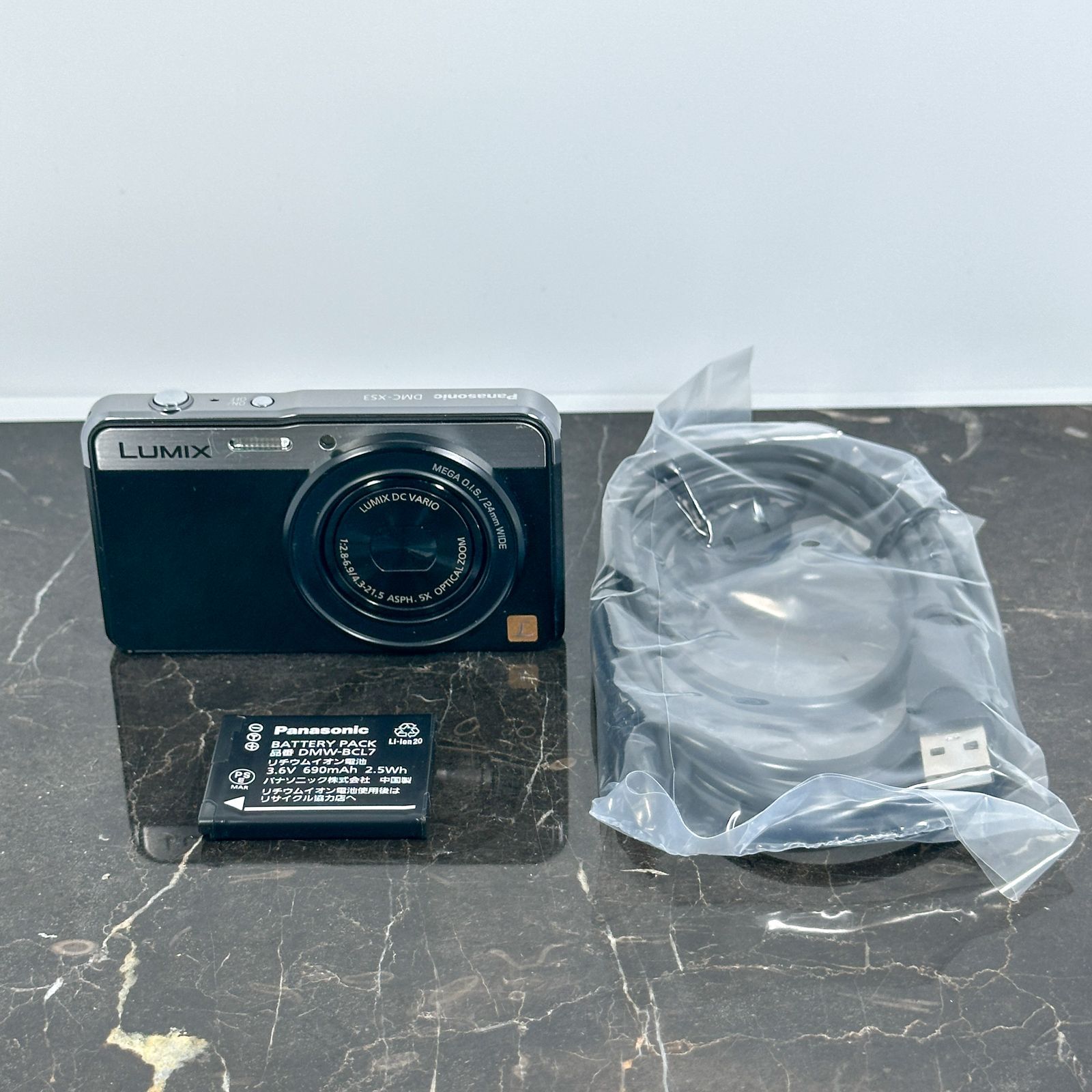 美品】Panasonic LUMIX DMC-XS3 パナソニック ブラック - メルカリ