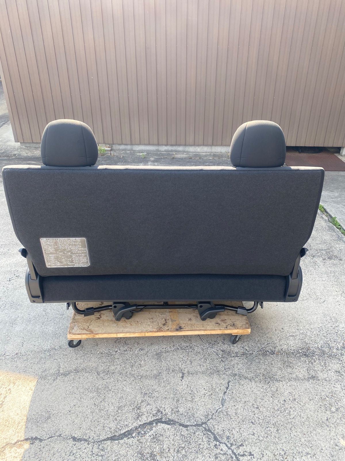 ハイエース セカンドシート 8型