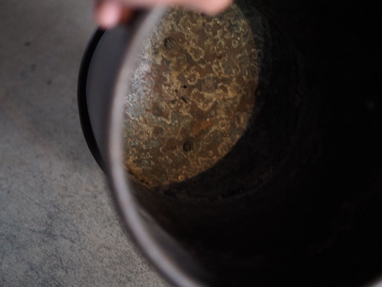 銅製の重量ある丸火鉢 大正～昭和初期 古録展 送料無料 品番H1496