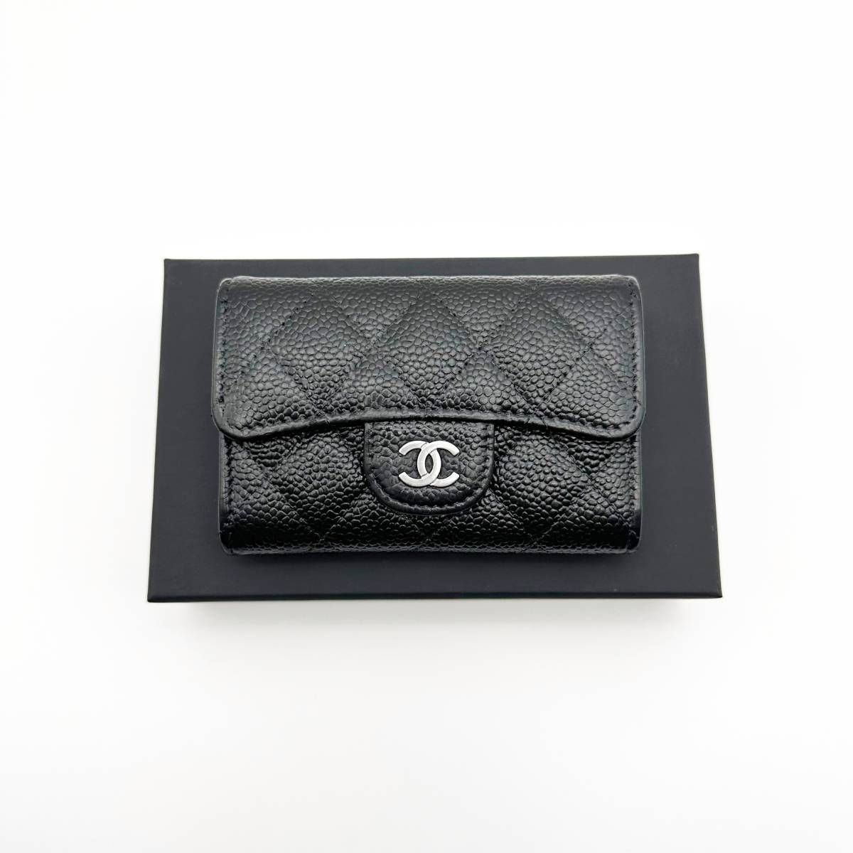 CHANEL　シャネル　マトラッセ　キャビアスキン　カードケース　財布　ウォレット　コインケース　小銭入れ　黒　ブラック　シルバー金具　28番台