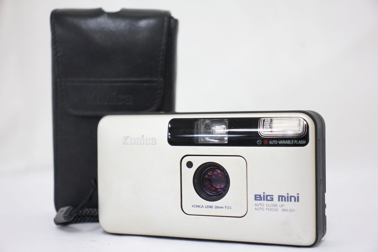 返品保証 コニカ KONICA Big mini BM-201 35mm F3.5 ソフトケース付き コンパクトカメラ e2744