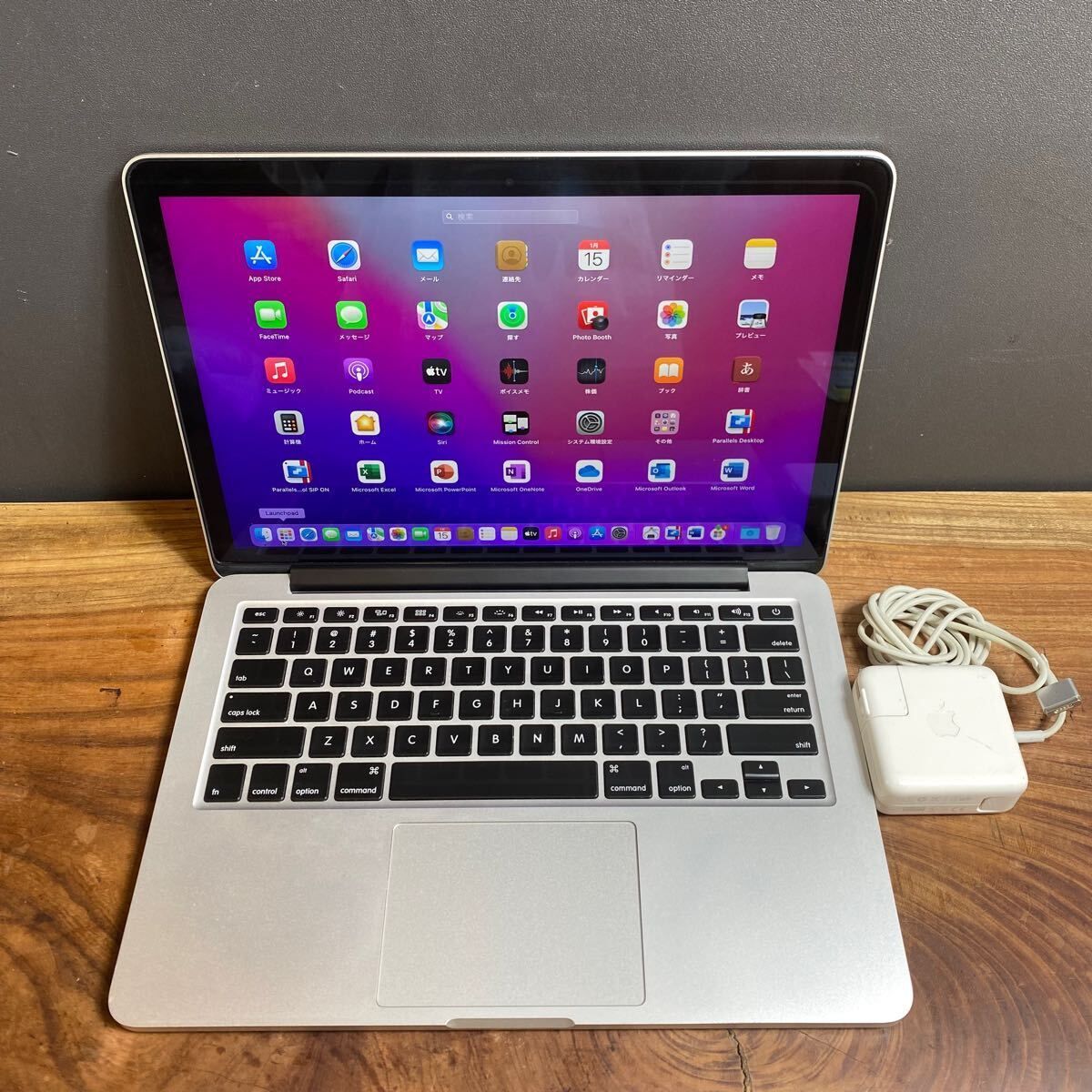 ［美品］Apple MacBook Pro 13inch 2015/Core i5 2.7GHz/8GB/SSD256GB/Windows11/Office 2021/304