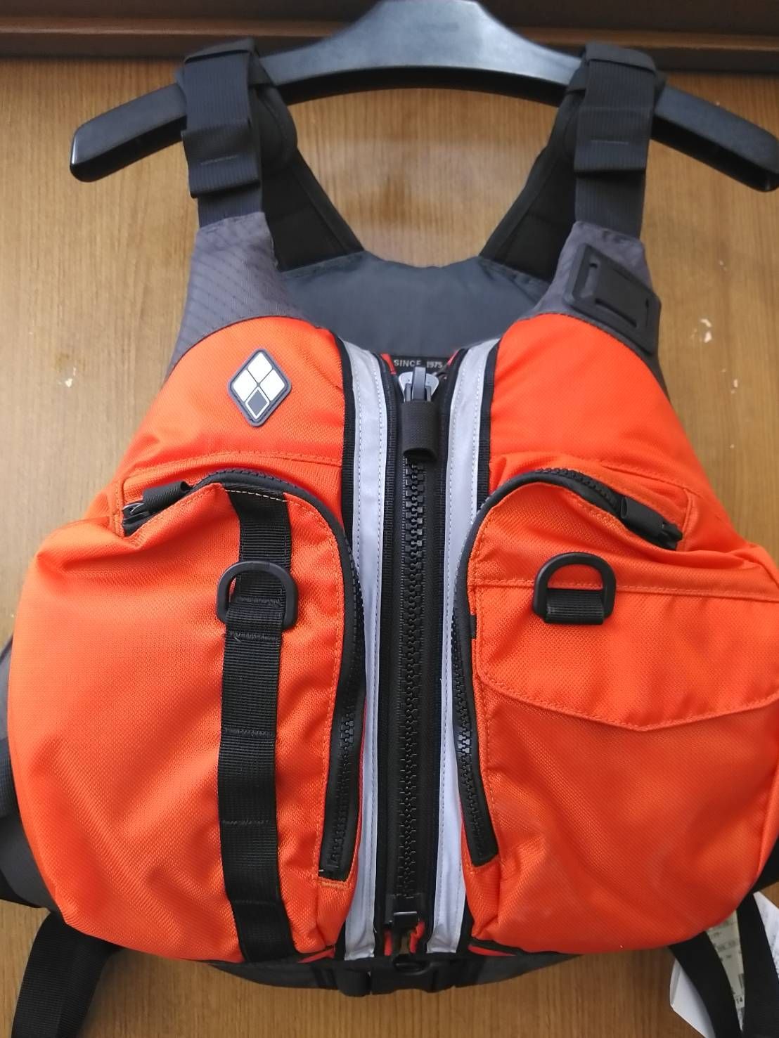 フローティング アングラーベスト L/XLモンベル mont-bell
