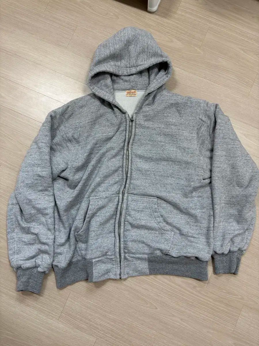 ファイツビル フード ジップアップ