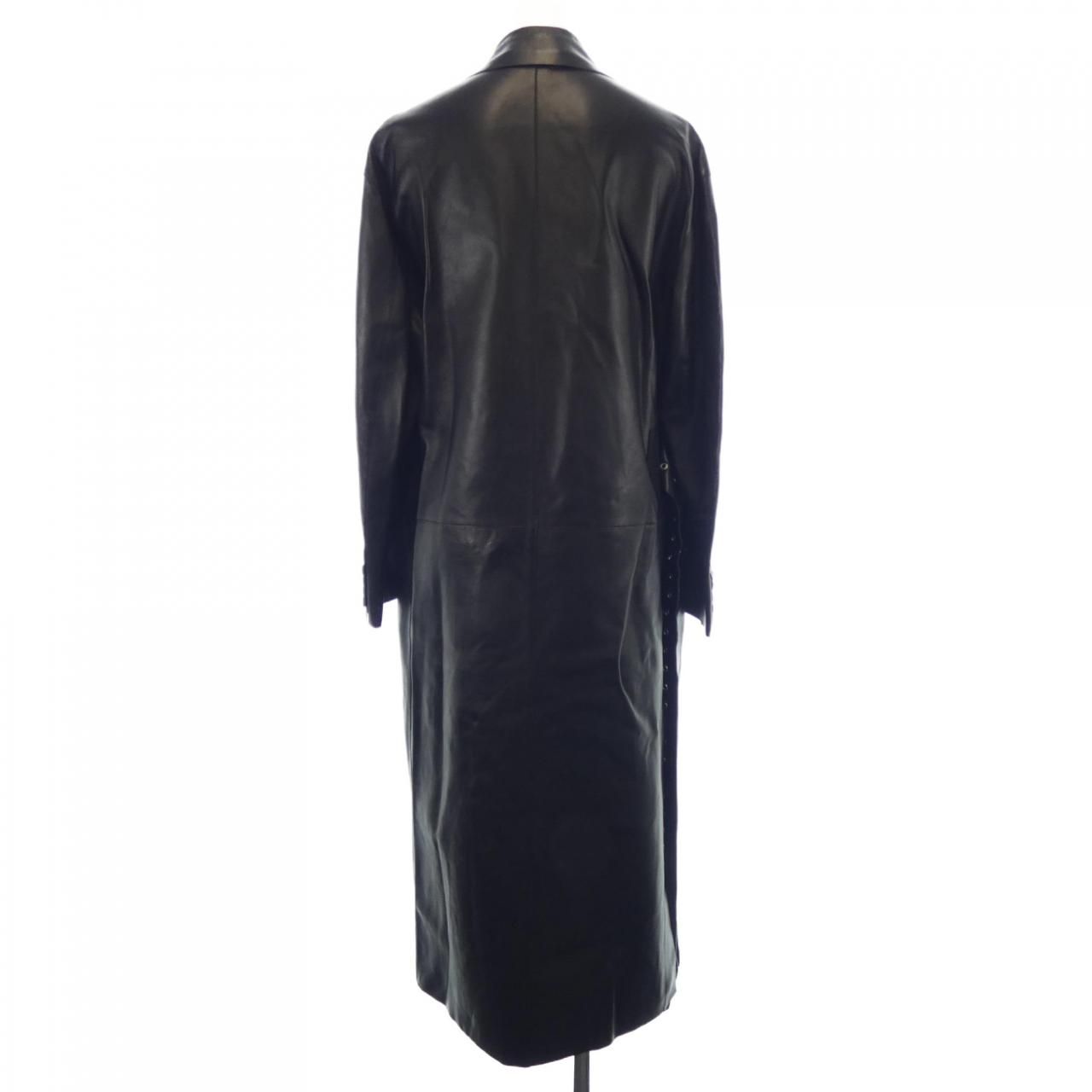 ヴァレンティノ VALENTINO