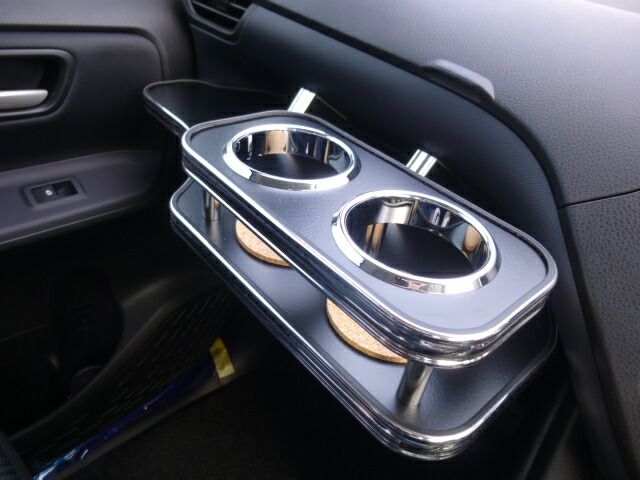 売り切り! お買い得 80系ノア ヴォクシー フロントテーブル レザーブラック BKｘフルメッキ